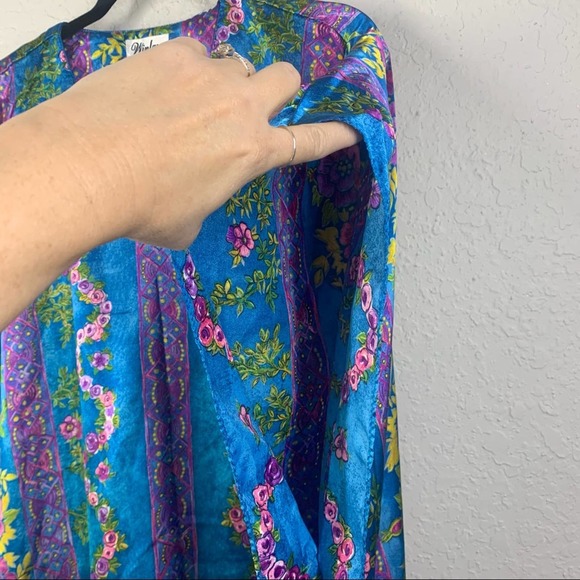 WINLAR Vintage Blue Laurel Roses Satin Long Caftan Lounge Dress - Picture 4 of 8